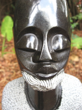 青年海外協力隊体験記 ジンバブエ ショナ彫刻写真