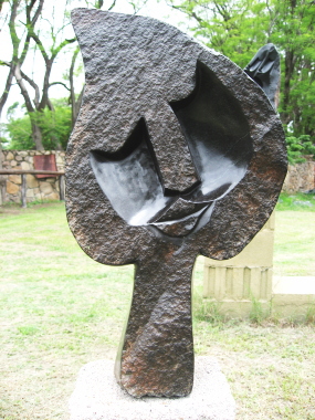 青年海外協力隊体験記 ジンバブエ ショナ彫刻写真